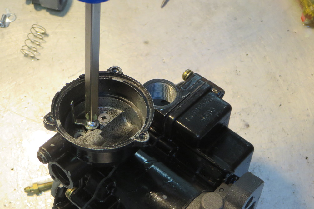 Mercarb Rebuild - Choke Lever